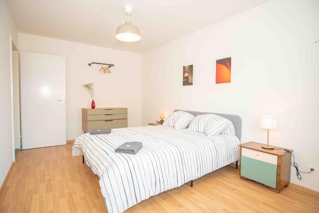 Modern 3-bedroom In Centre Appartamento